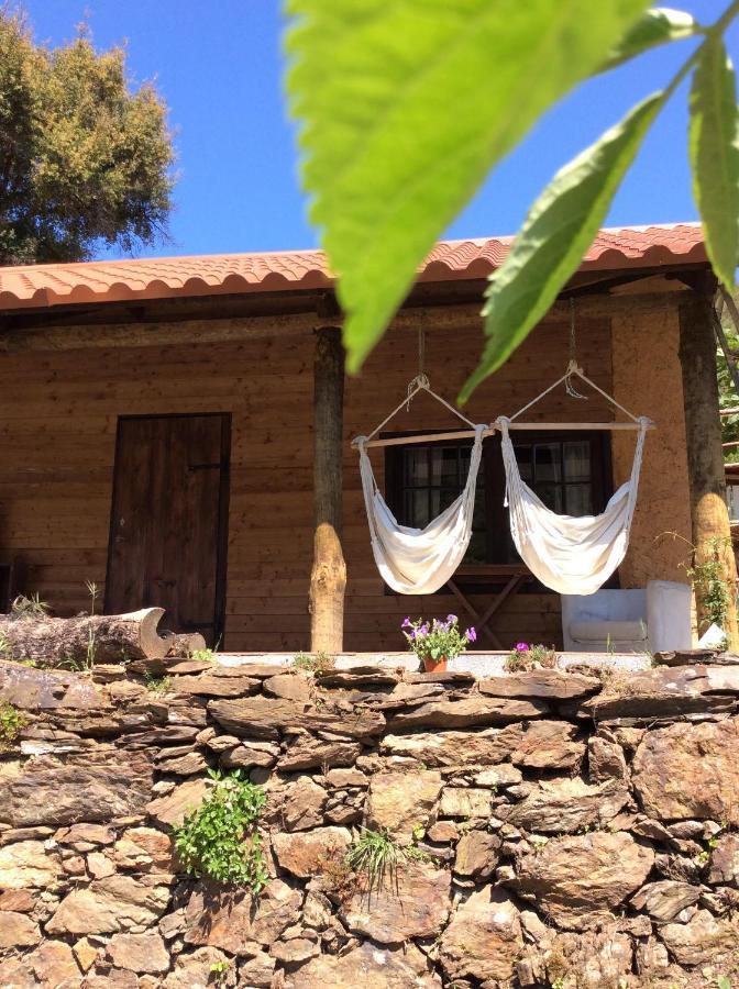 פיגרו דוס ויניוס Unique Tiny House With Natural Building Techniques מראה חיצוני תמונה